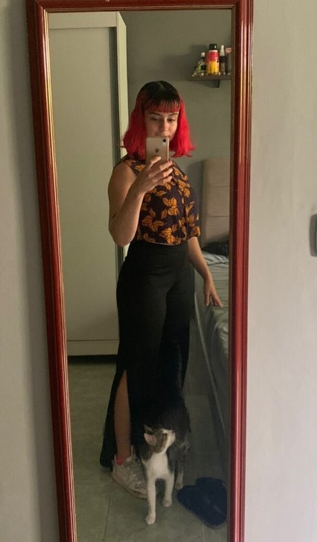 Gi ovanag estrella porno en alta definición foto