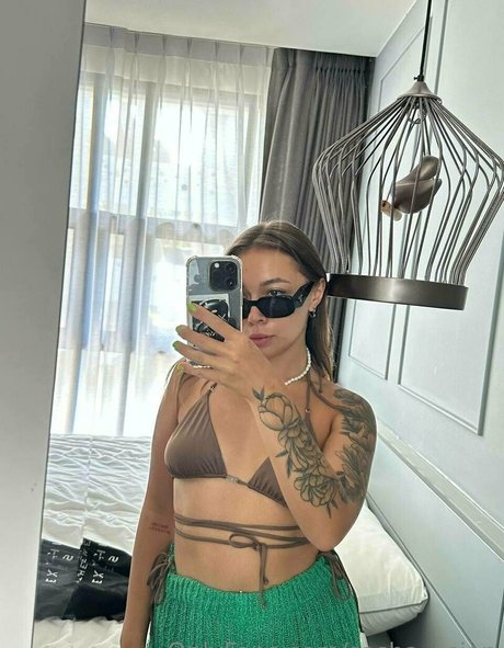 Sasha asian estrella foto