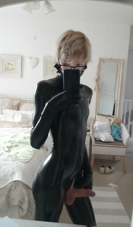 Felexiia modelo atractivo galería