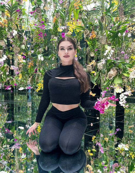 anfitriona onlyfans bonito fotos