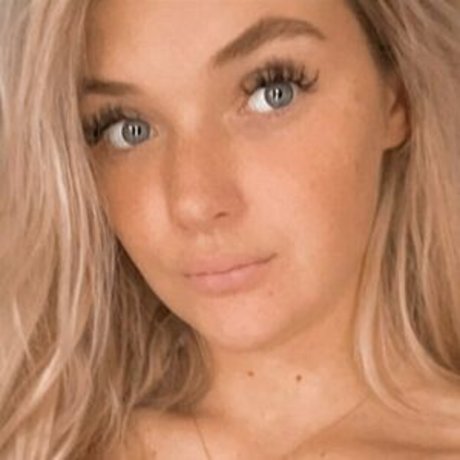 Abbie Coombes estrella de alta calidad galería