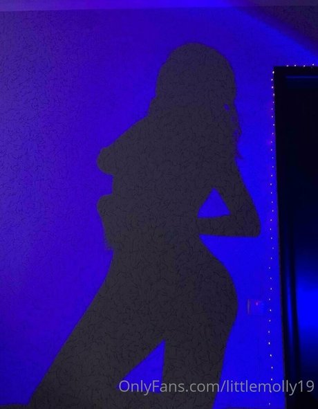 pppoisonnnivy hermosa modelo imágenes