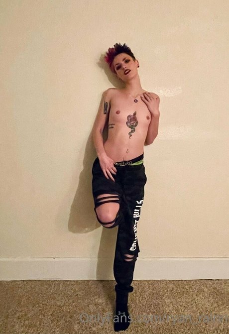 ryan rainn estrella hd fotos