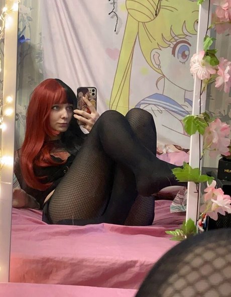 mia green tea modelo sexy galerías