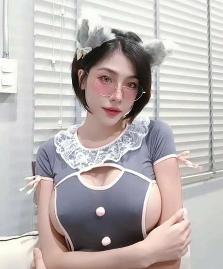 Kimrang modelo atractivo archivo