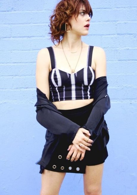 Lindsey Shaw estrella sexy imagen