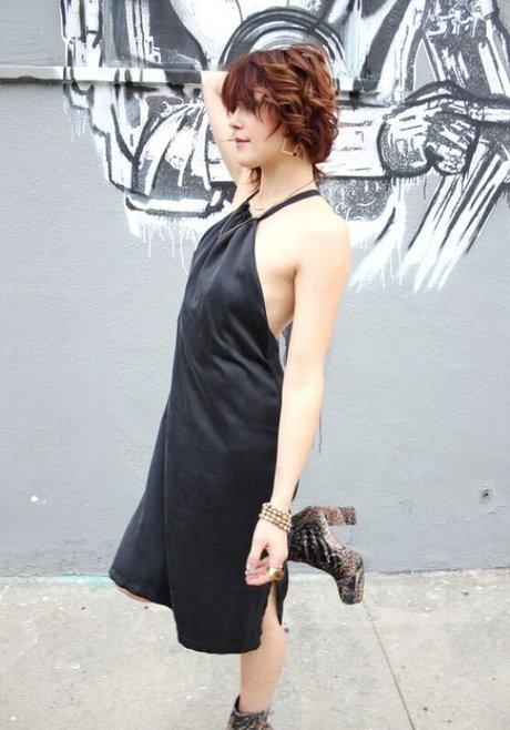 Lindsey Shaw modelo adulto galería