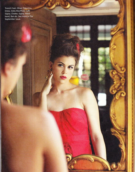 Lindsey Shaw modelo hermosa foto