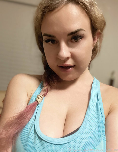 badbellaxofree estrella hd galería