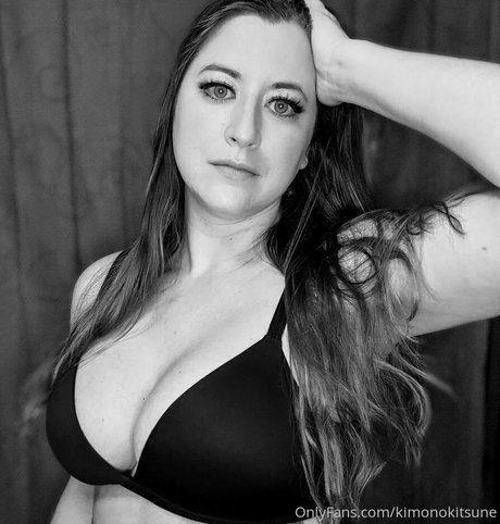 kimonokitsune bonita estrella galerías