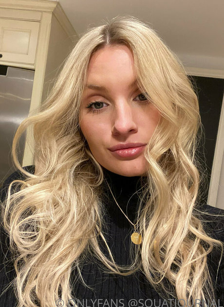 squatjournal modelo de arte foto