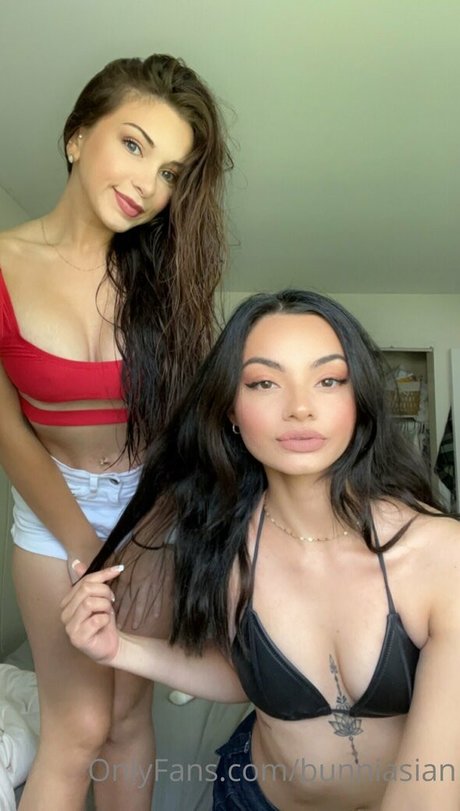 bunniasian estrella del arte foto