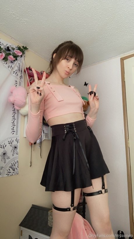 MyaXS buen modelo foto