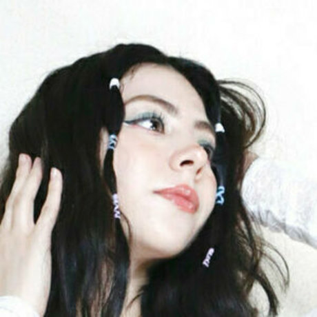 Katy Gamez modelo de alta definición galerías