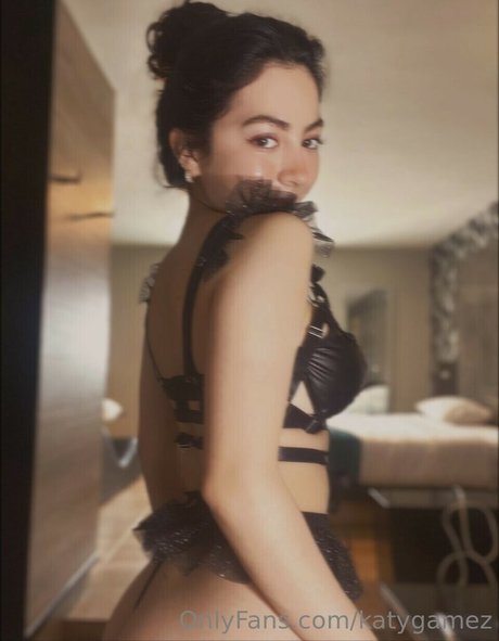 Katy Gamez estrella porno perfecta galerías