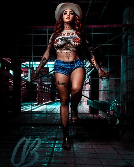 the conservative barbie modelo de alta calidad galería