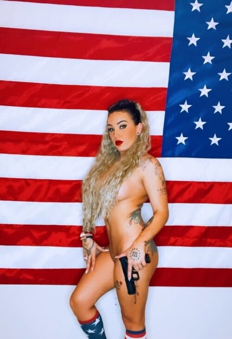 the conservative barbie libre de estrellas galería