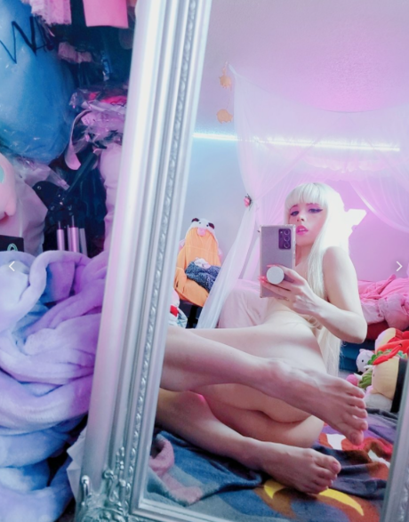 Monster Girl actriz sexual fotos