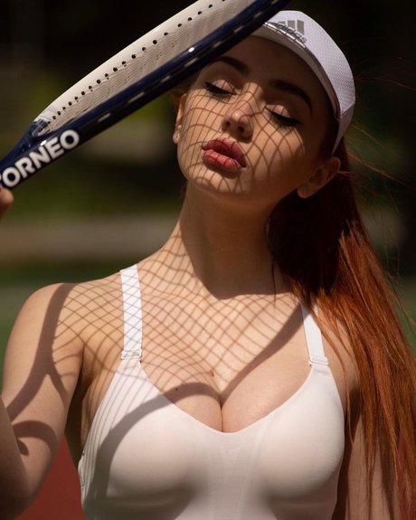 Rup Yana estrella porno hermosa imagen