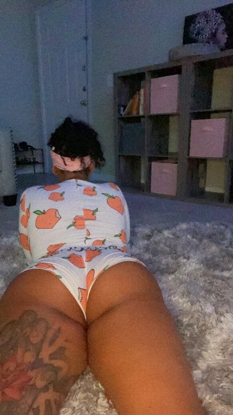 hurricane tori modelo atractivo imágenes