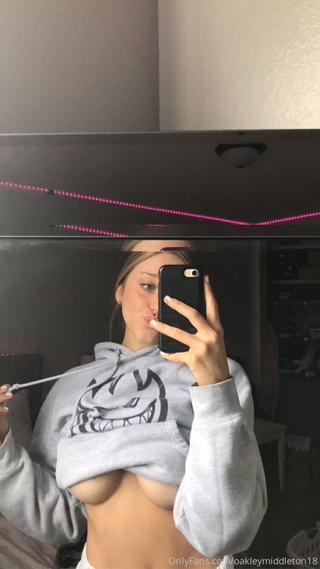 Oakleymiddleton18 estrella del arte galerías