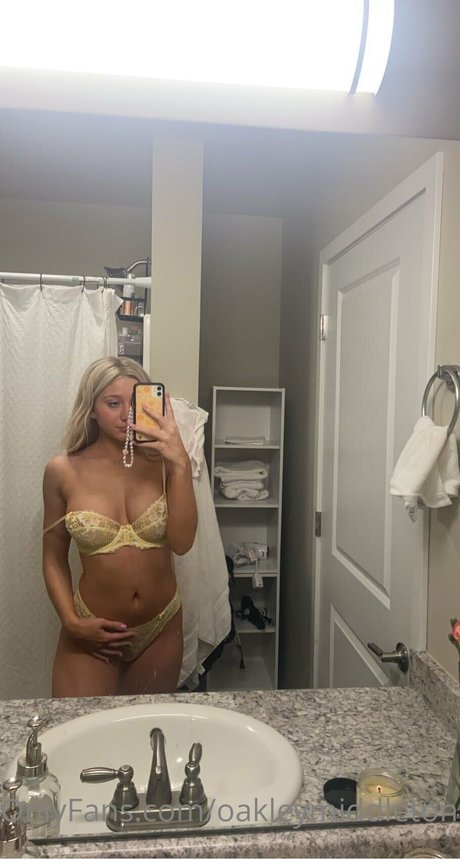 Oakleymiddleton18 modelo de alta definición imagen