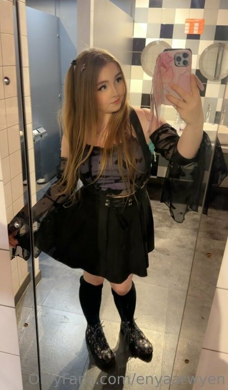 pov gay onlyfans desnudo erótico archivo