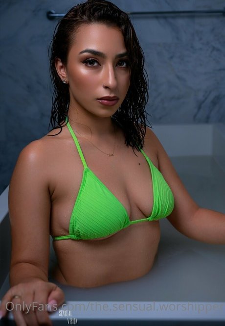 the sensual worshipper actriz libre foto