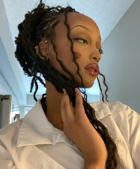 Solaya Ismail estrella superior imágenes