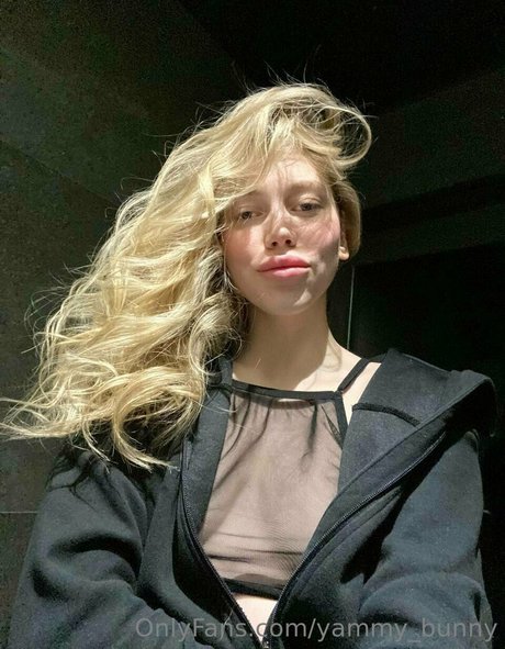 yammy bunny modelo hd fotos