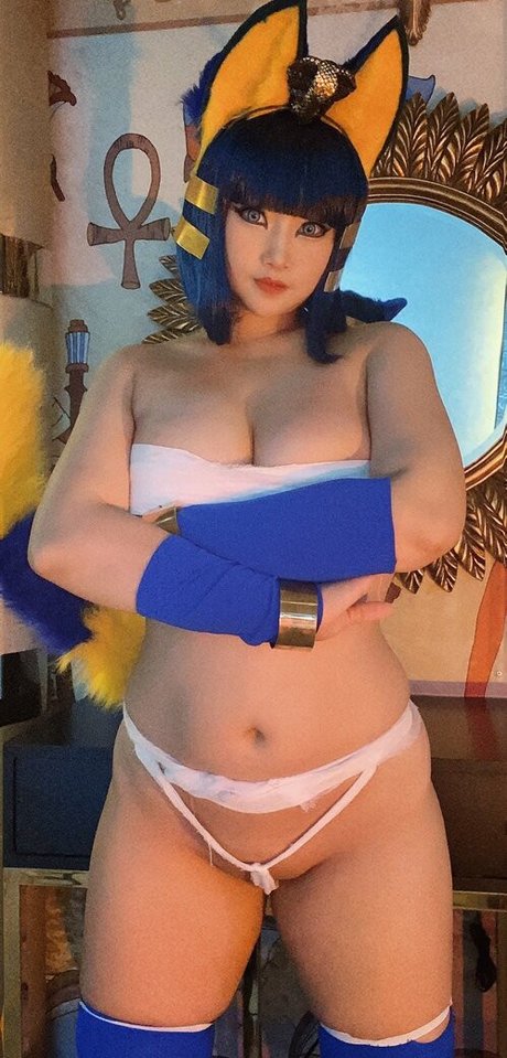 Monica Wos bonita modelo imagen