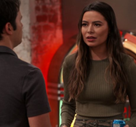 Miranda Cosgrove desnudos de estrellas archivo