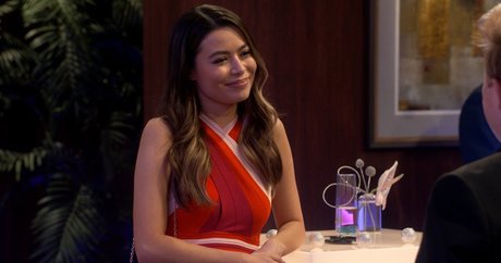 Miranda Cosgrove modelo de alta calidad recopilación