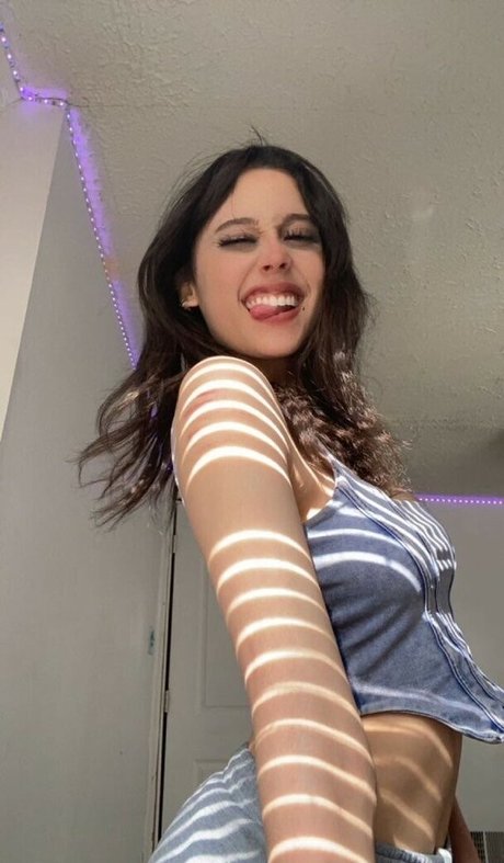 thtonefemale estrella adulta galería