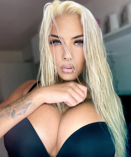 Deminecka estrella porno mejor imagen