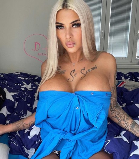 Deminecka estrella porno sexy imagen