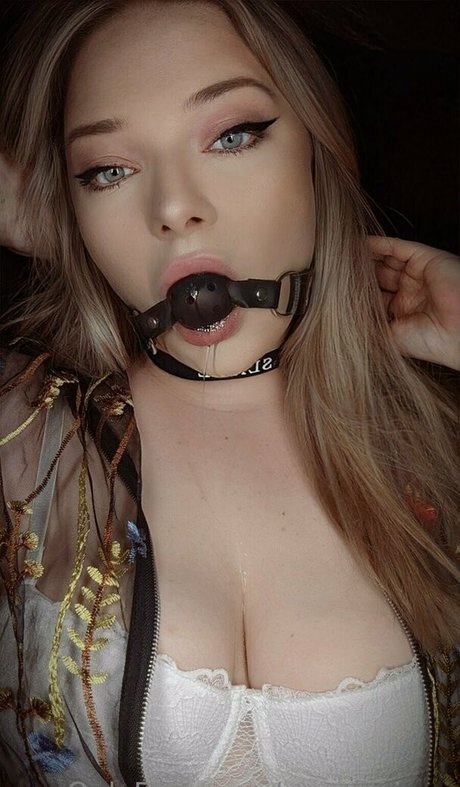 neevilicious estrella porno gratis imágenes