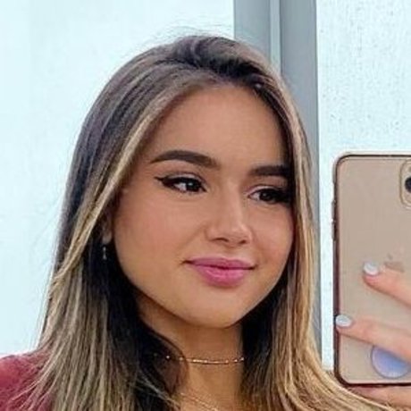 Bela Fernandez modelo sexy fotos