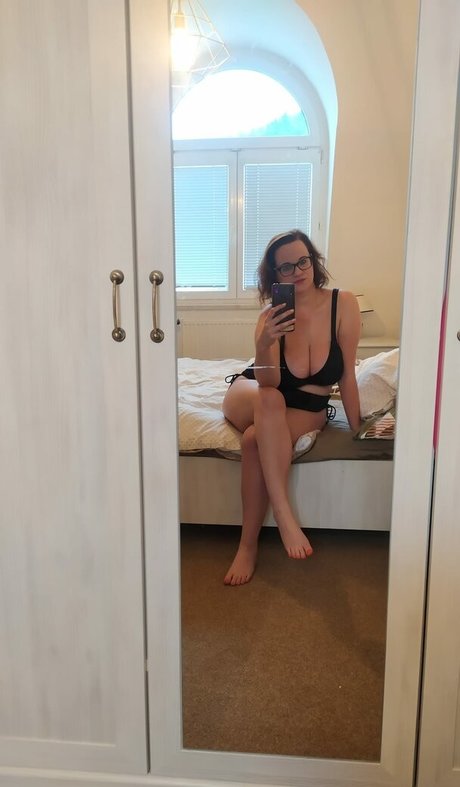 Ivalinity cos estrella porno de arte foto