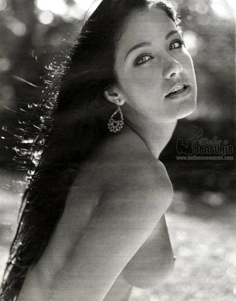 Helen Ganzarolli modelo desnudo foto