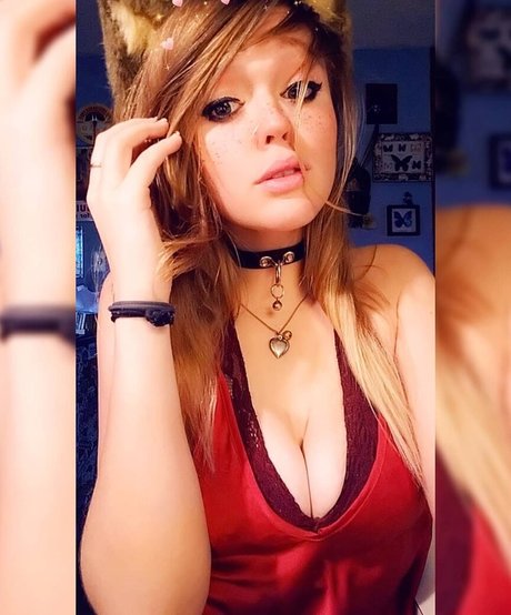 KittyKrystl sexo modelo archivo