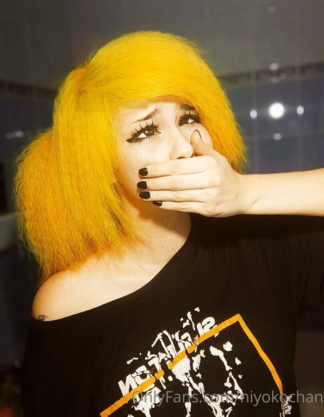 niyokochan estrella porno hd galerías