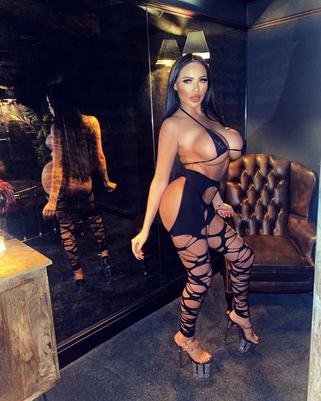 Paris Milan estrella hermosa galería