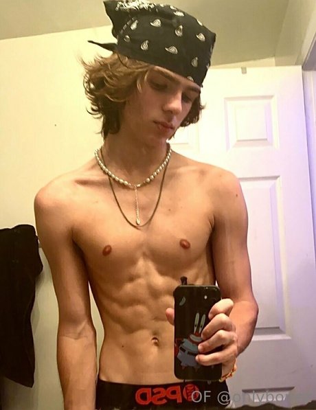 onlybonez actriz porno imágenes