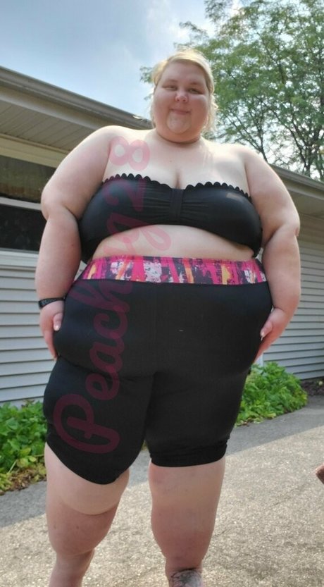 peachyg28 estrella porno adulto imágenes