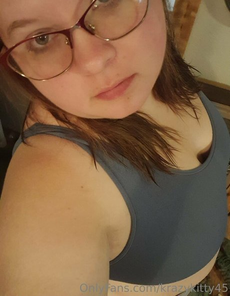 krazykitty45 modelo sexy archivo