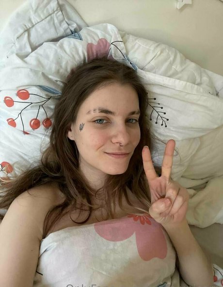 lunar unicorn estrella porno desnuda archivo