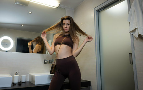 melenamariarya estrella porno atractiva fotos