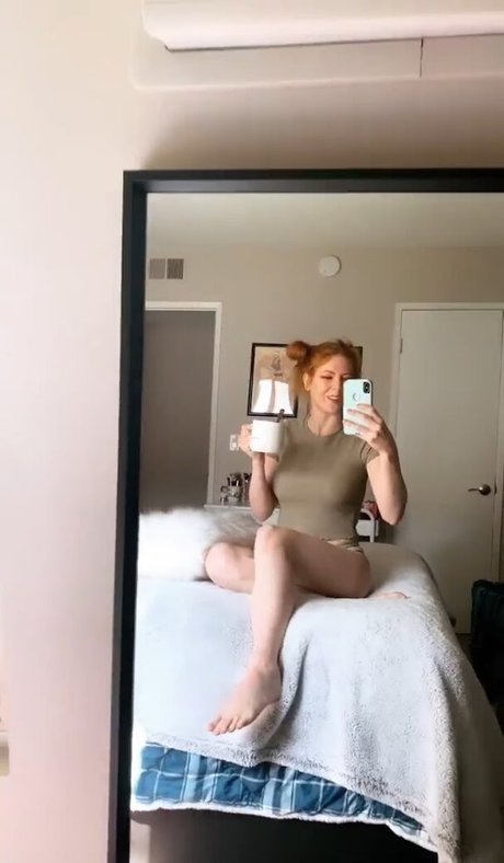 Maidofmight desnudos estrella imágenes