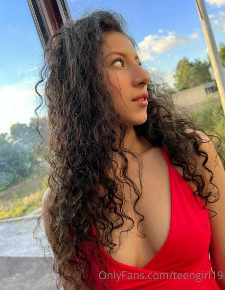 girlsweet19 modelo sexual archivo